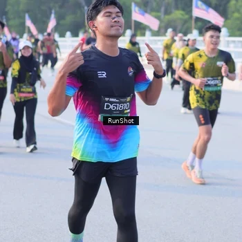 Runner Photo 7128102