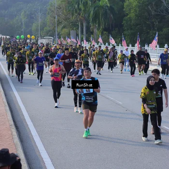 Runner Photo 7128106