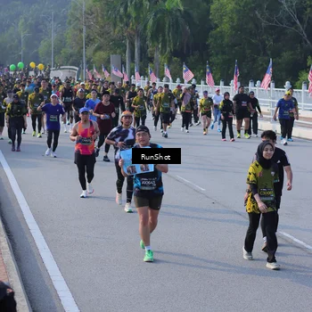 Runner Photo 7128110