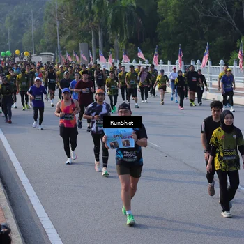 Runner Photo 7128115