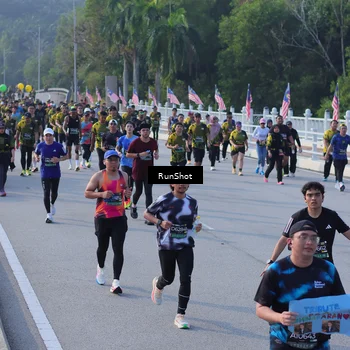 Runner Photo 7128133