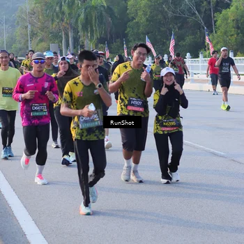 Runner Photo 7128134