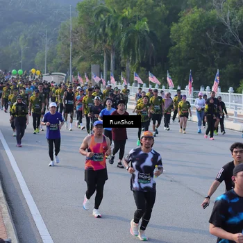 Runner Photo 7128135