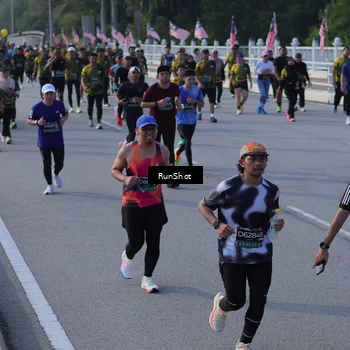 Runner Photo 7128147