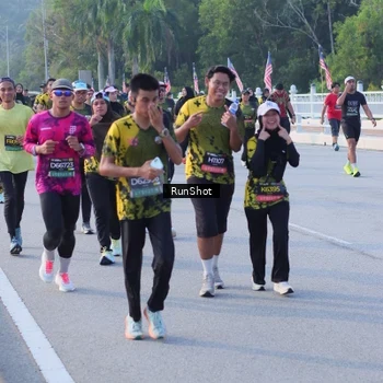 Runner Photo 7128152