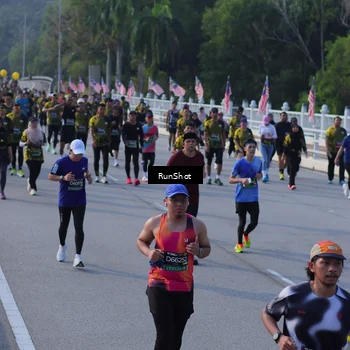 Runner Photo 7128155