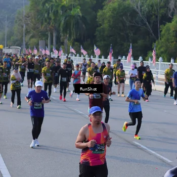 Runner Photo 7128159