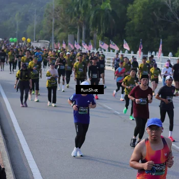 Runner Photo 7128165