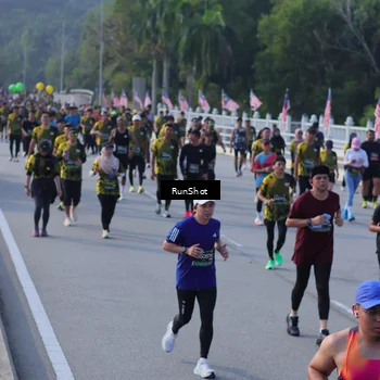 Runner Photo 7128169