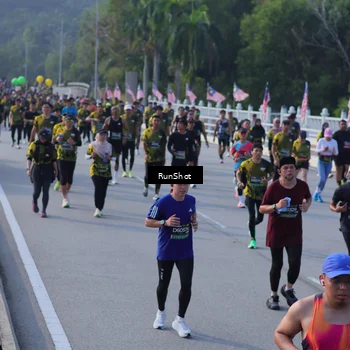 Runner Photo 7128171