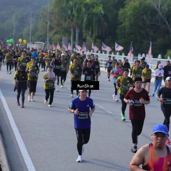 Runner Photo 7128180