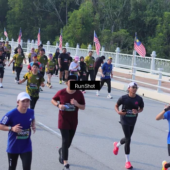 Runner Photo 7128189