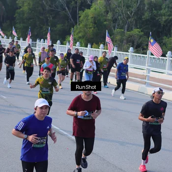 Runner Photo 7128191