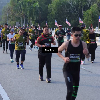 Runner Photo 7128200