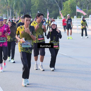 Runner Photo 7128202