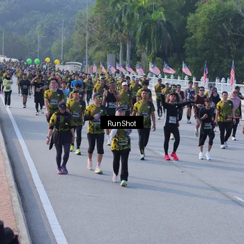 Runner Photo 7128205