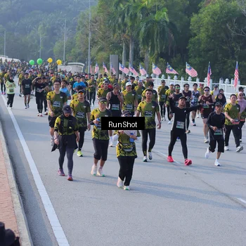 Runner Photo 7128209