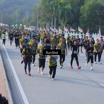 Runner Photo 7128215