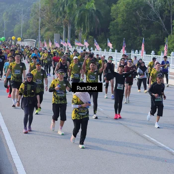 Runner Photo 7128217