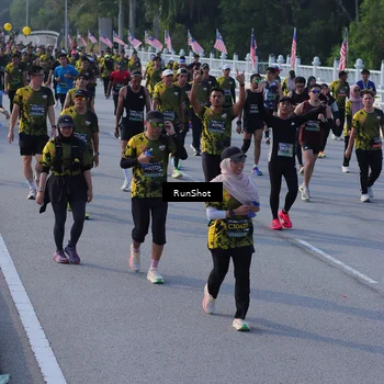 Runner Photo 7128237