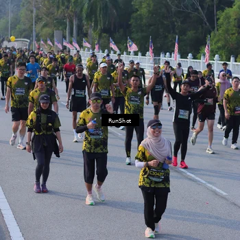 Runner Photo 7128253