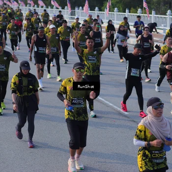 Runner Photo 7128258