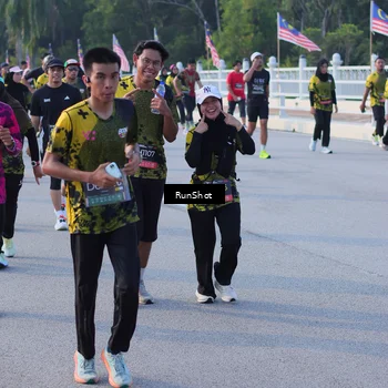 Runner Photo 7128265