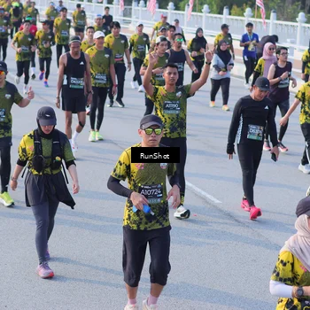 Runner Photo 7128266