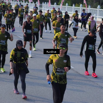 Runner Photo 7128276
