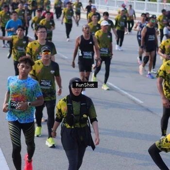 Runner Photo 7128286