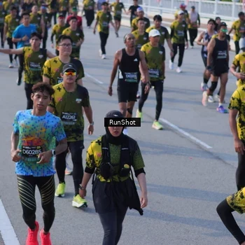 Runner Photo 7128289