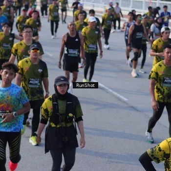 Runner Photo 7128291