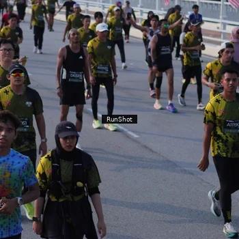 Runner Photo 7128295