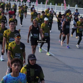 Runner Photo 7128297