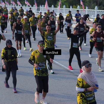 Runner Photo 7128302
