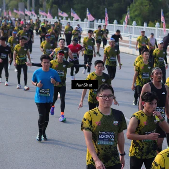 Runner Photo 7128324