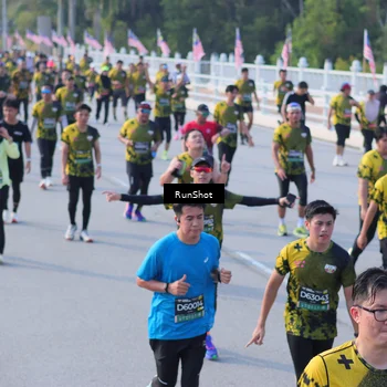 Runner Photo 7128340