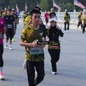 Runner Photo 7128343