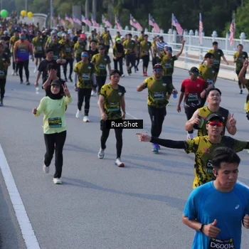 Runner Photo 7128348