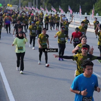 Runner Photo 7128349