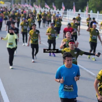 Runner Photo 7128350