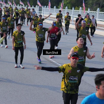 Runner Photo 7128356