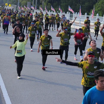 Runner Photo 7128357