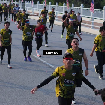 Runner Photo 7128358