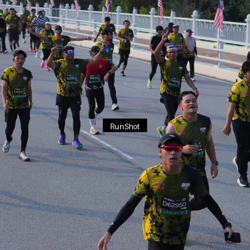 Runner Photo 7128359