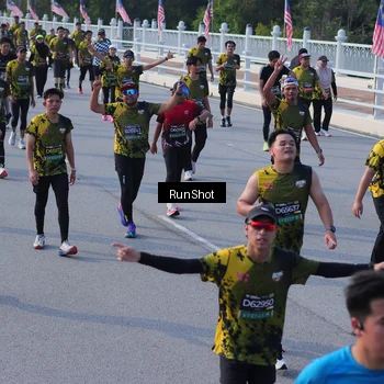 Runner Photo 7128360