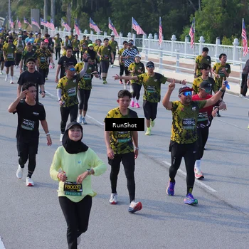 Runner Photo 7128373