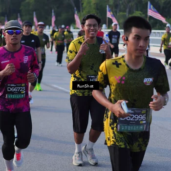 Runner Photo 7128376