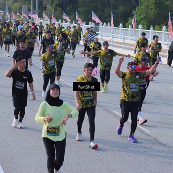 Runner Photo 7128377
