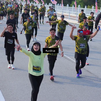 Runner Photo 7128379